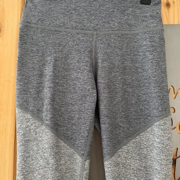 Outdoor Voices 7/8 Springs Color Block Athletic Leggings Size XS - Picture 4 of 9
